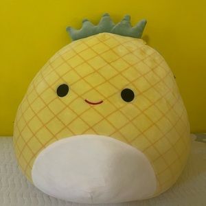 Maui Squishmallow!